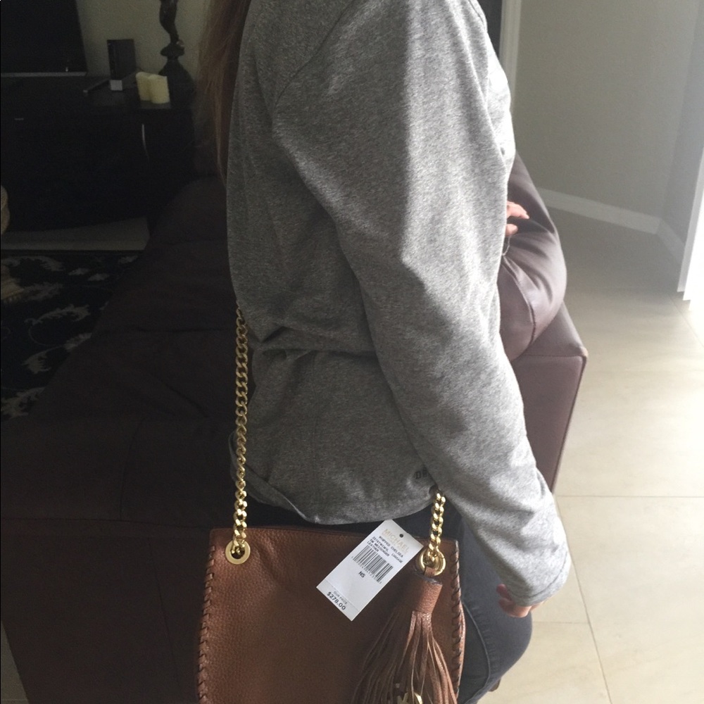Micheal Kors purse